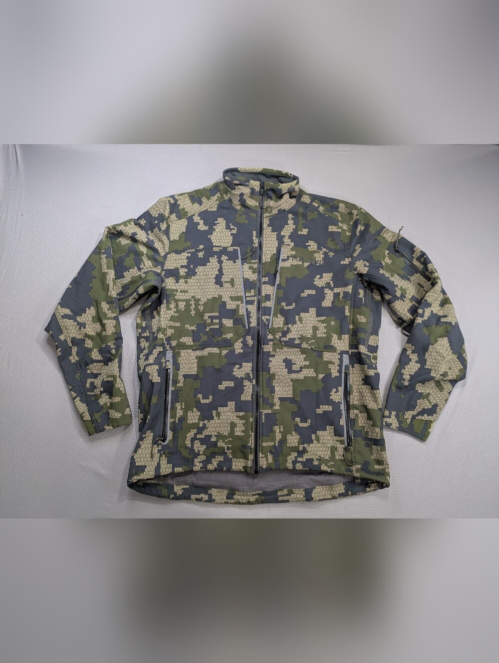 KUIU Men's Hunting Chinook Zip-Up Jacket Verde 1.0 Soft Shell Size M